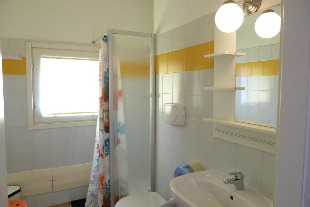 Posto Letto in Dormitorio Maschile per 4 Persone